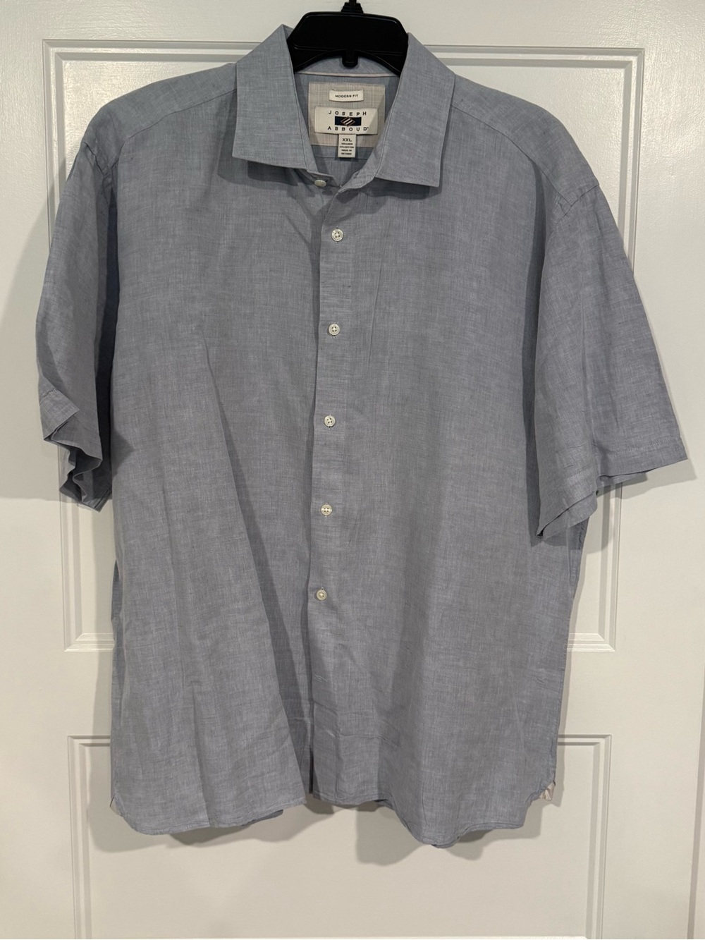 Joseph Abboud Men’s Light Blue Short-Sleeve Button-Down Shirt